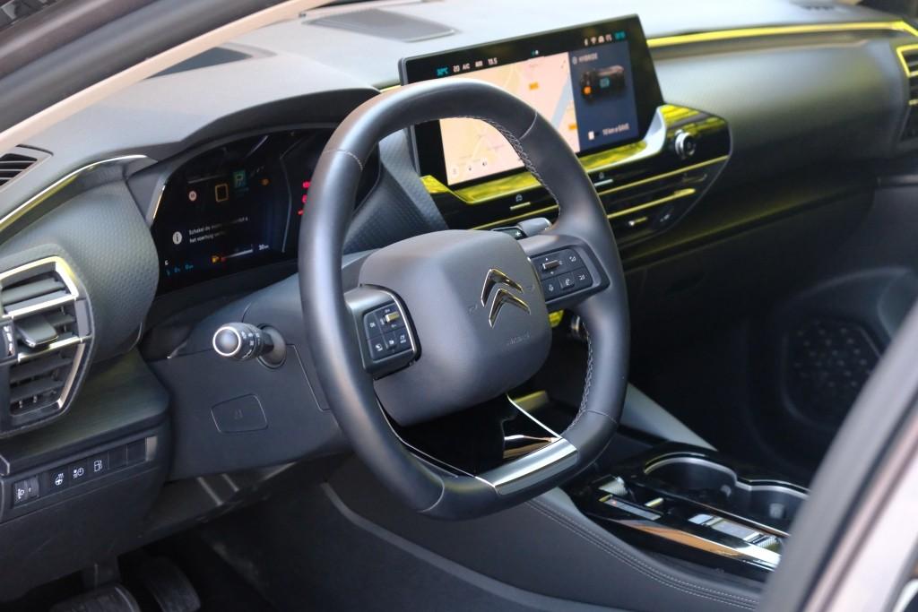 Citroën C5 X Citroen C5 X 1.6 Plug-in Hybrid 225pk EAT8 Shine | Private Lease vanaf € 529,- p.m.