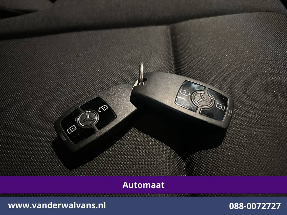Mercedes-Benz Sprinter Mercedes-Benz Sprinter 317 CDI 170pk 9G-Tronic Automaat L2H2 2025 Model Euro6 Airco | Camera | Navigatie | Adaptieve Cruisecontrol | LED Chauffeursstoel, Stoelverwarming, Parkeersensoren, Bijrijdersbank