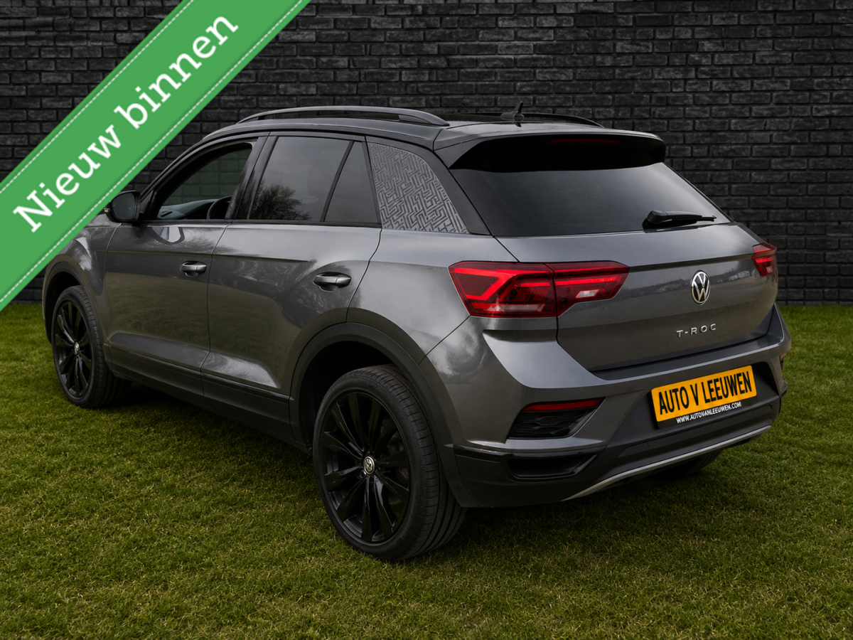 Volkswagen T-Roc Volkswagen T-Roc 1.5 TSI Sport PANORAMADAK/CAMERA/STOELVW/ETC.!