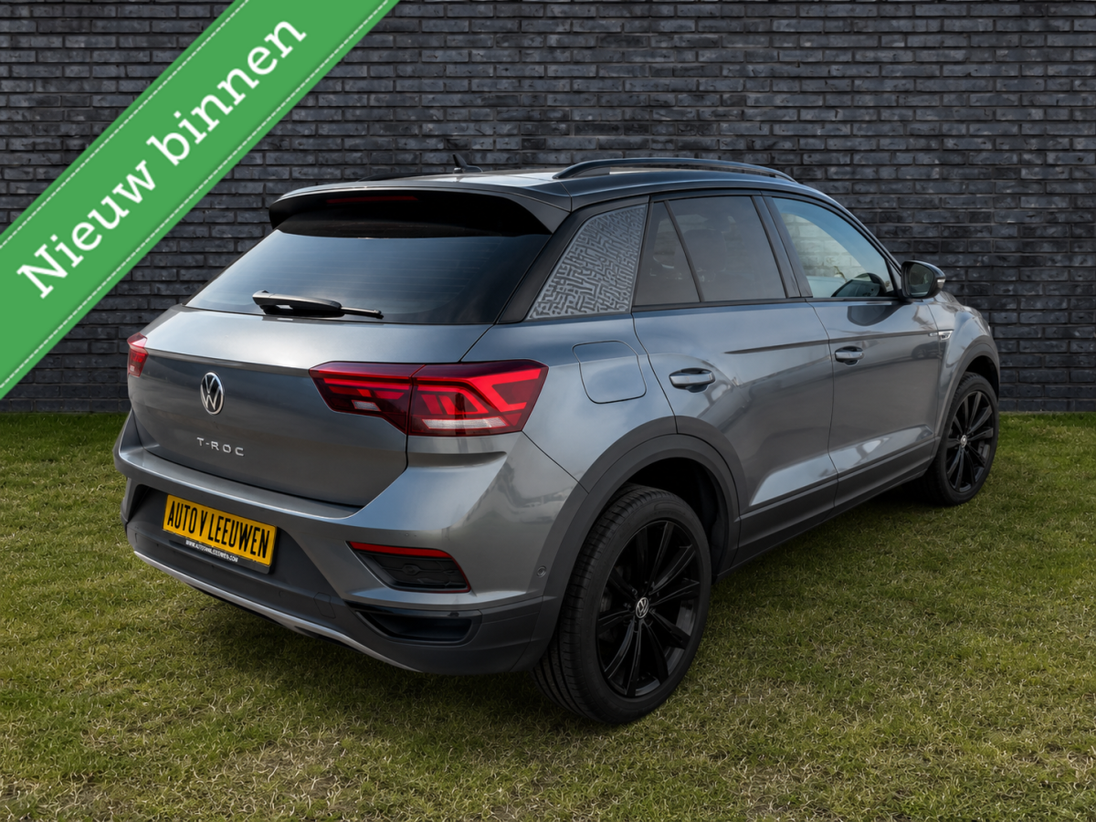 Volkswagen T-Roc Volkswagen T-Roc 1.5 TSI Sport PANORAMADAK/CAMERA/STOELVW/ETC.!