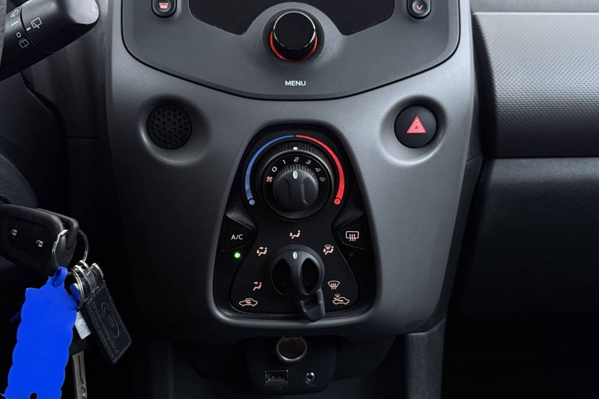 Peugeot 108 Peugeot 108 1.0 e-VTi Active | Org NL | Airco | Bluetooth | 60.000 KM!! |