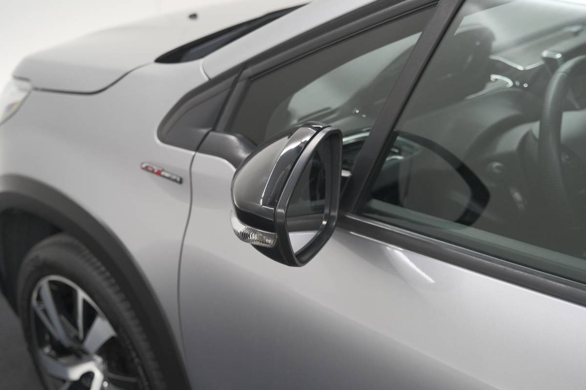 Peugeot 2008 Peugeot 2008 PureTech 110 EAT6 GT-Line | Trekhaak | Panoramadak | Apple Carplay | Parkeersensoren