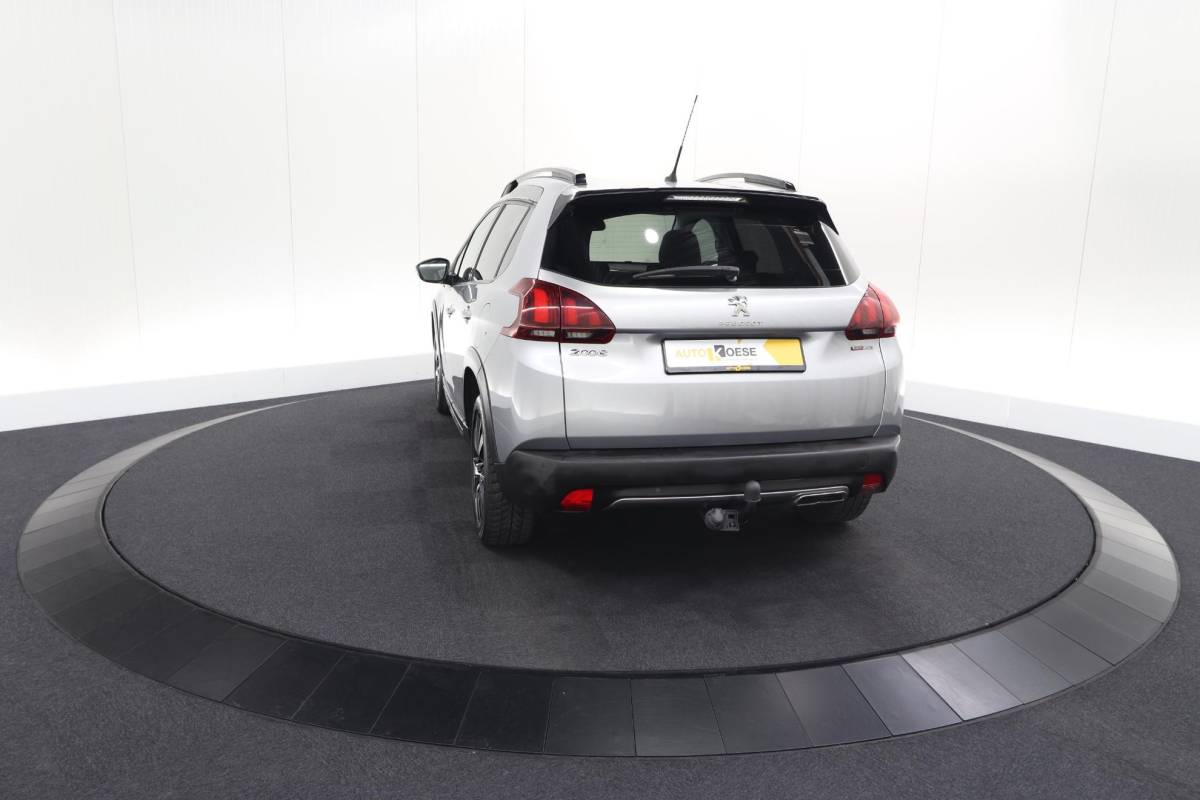 Peugeot 2008 Peugeot 2008 PureTech 110 EAT6 GT-Line | Trekhaak | Panoramadak | Apple Carplay | Parkeersensoren