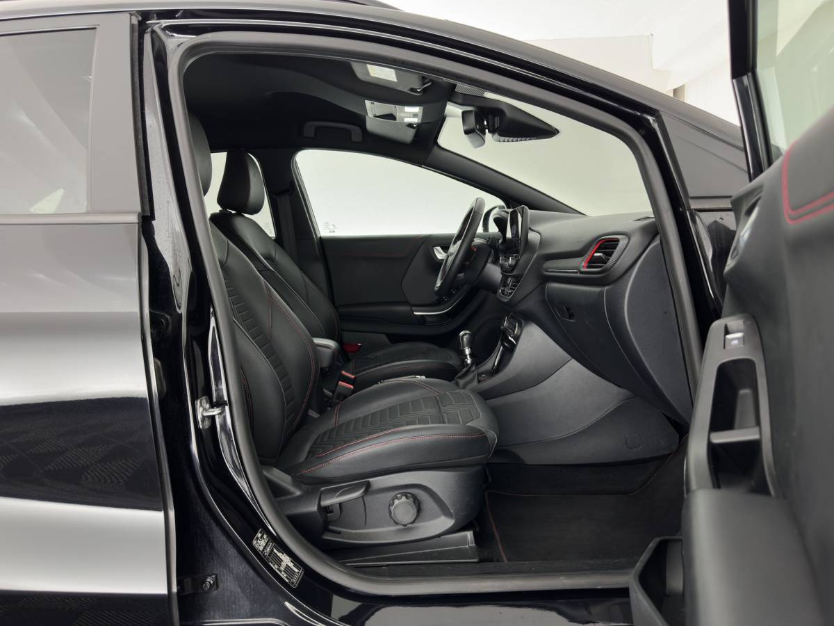Ford Puma Ford Puma 1.0 EcoBoost Hybrid ST-Line X MHEV (INCL-BTW) *LEATHER-FABRIC | ADAPTIVE-CRUISE | FULL-LED | BANG&OLUFSEN |  BLIND-SPOT | CAMERA | HEATED-SPORTSEATS | DIGI-COCKPIT | NAVI-FULLMAP | PRIVACY-GLASS | AMBIENTLIGHT | TOWBAR | 18”A