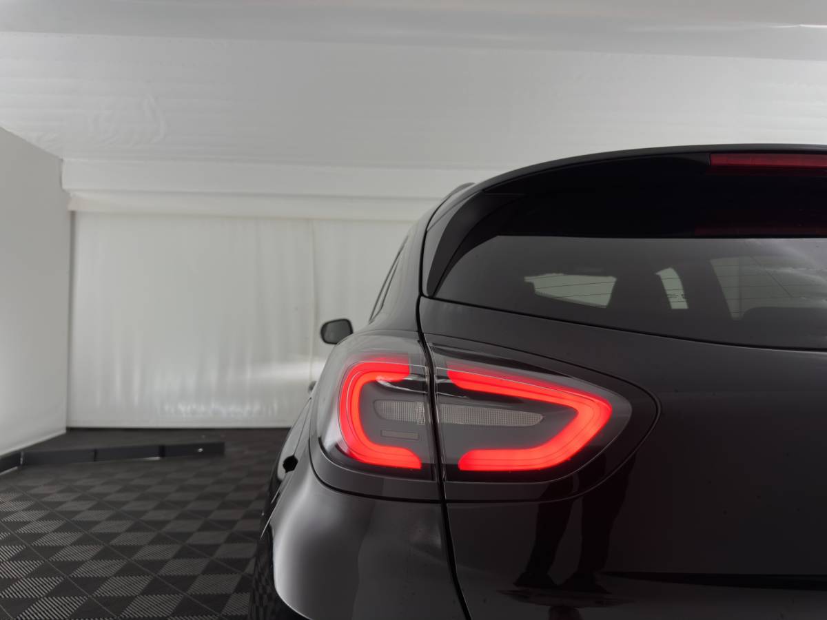 Ford Puma Ford Puma 1.0 EcoBoost Hybrid ST-Line X MHEV (INCL-BTW) *LEATHER-FABRIC | ADAPTIVE-CRUISE | FULL-LED | BANG&OLUFSEN |  BLIND-SPOT | CAMERA | HEATED-SPORTSEATS | DIGI-COCKPIT | NAVI-FULLMAP | PRIVACY-GLASS | AMBIENTLIGHT | TOWBAR | 18”A