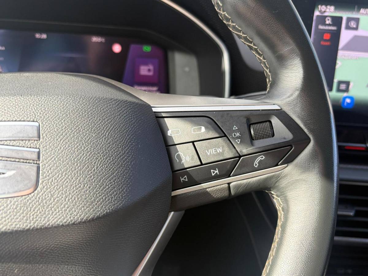 SEAT Leon Seat Leon ST 1.0 EcoTSI Style Business Intense|Automaat|Inklapbare Trekhaak|Camera|Apple Carplay+Android Auto