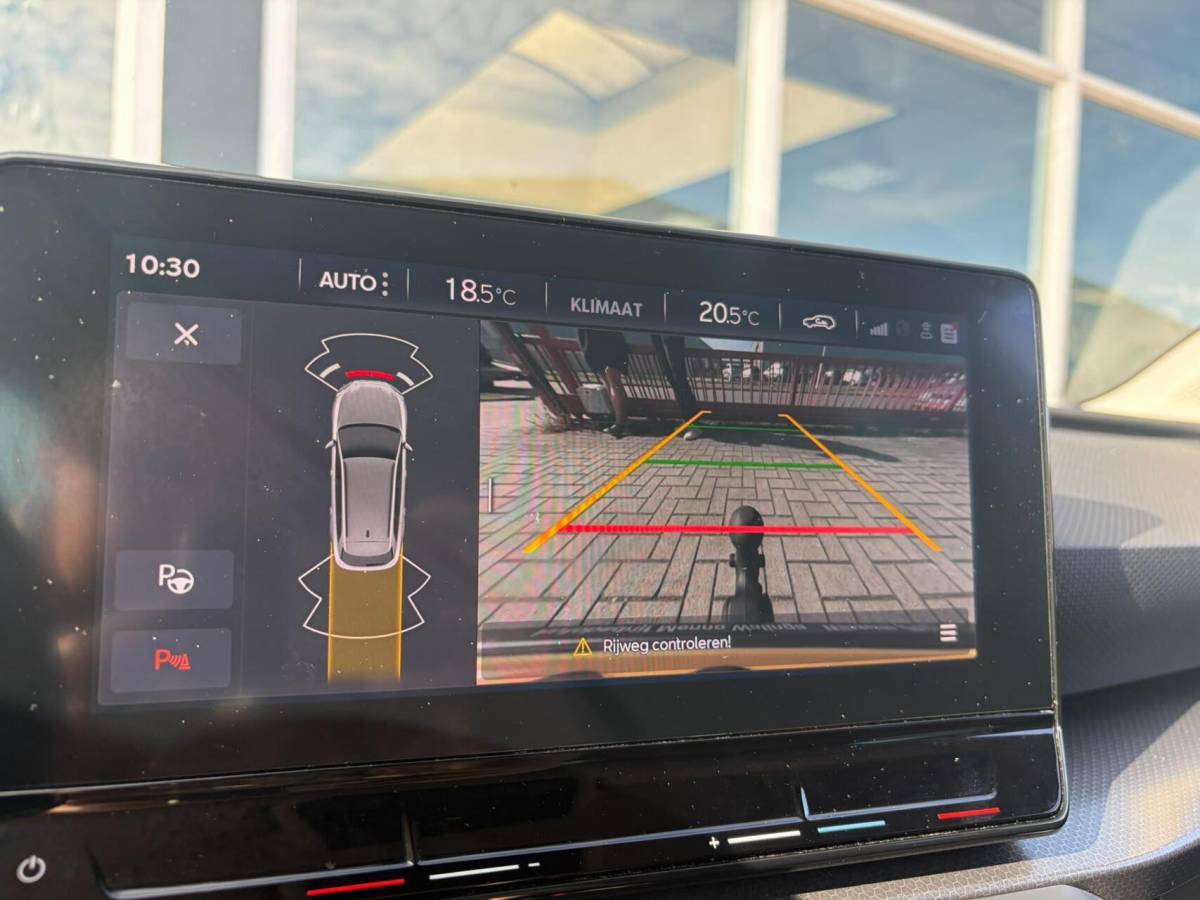 SEAT Leon Seat Leon ST 1.0 EcoTSI Style Business Intense|Automaat|Inklapbare Trekhaak|Camera|Apple Carplay+Android Auto