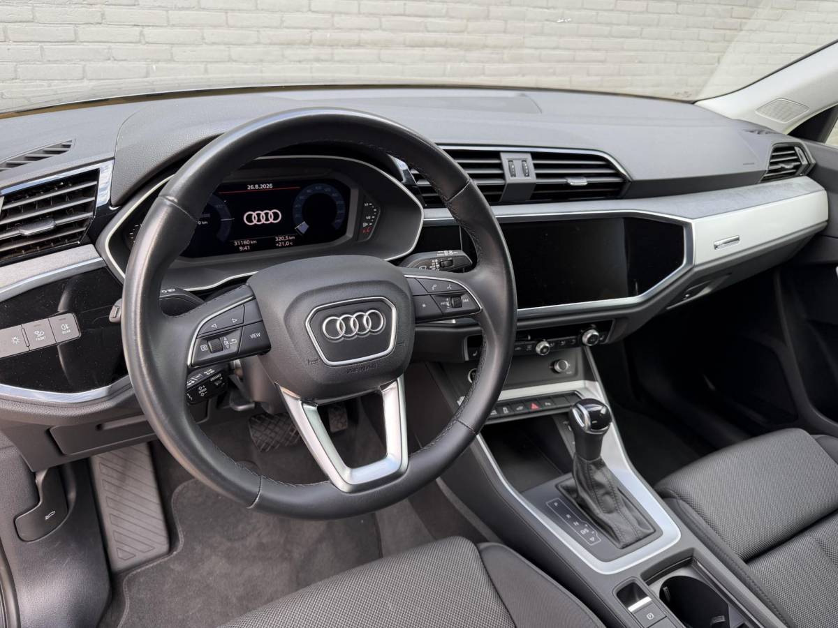 Audi Q3 Audi Q3 45 TFSI e S edition