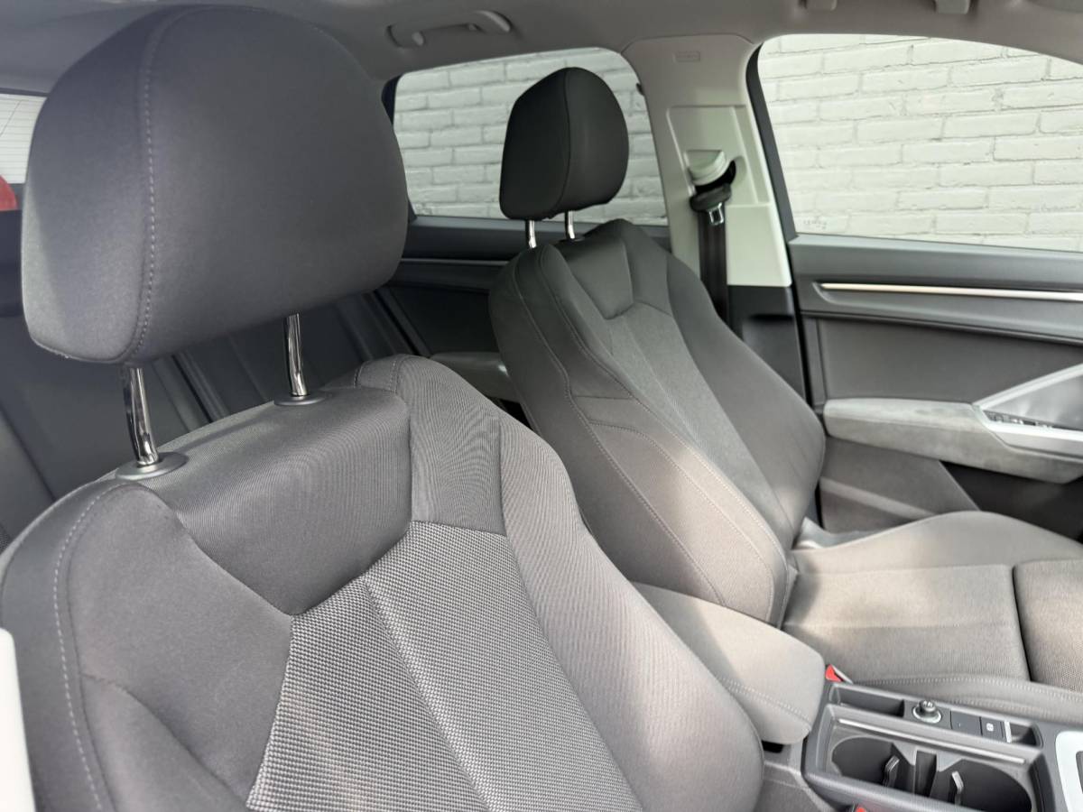 Audi Q3 Audi Q3 45 TFSI e S edition