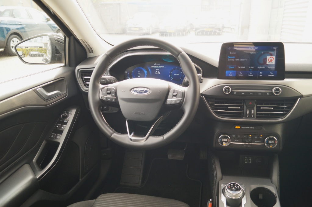 Ford Focus Ford Focus 1.0 EcoBoost 125pk Automaat Titanium X Business