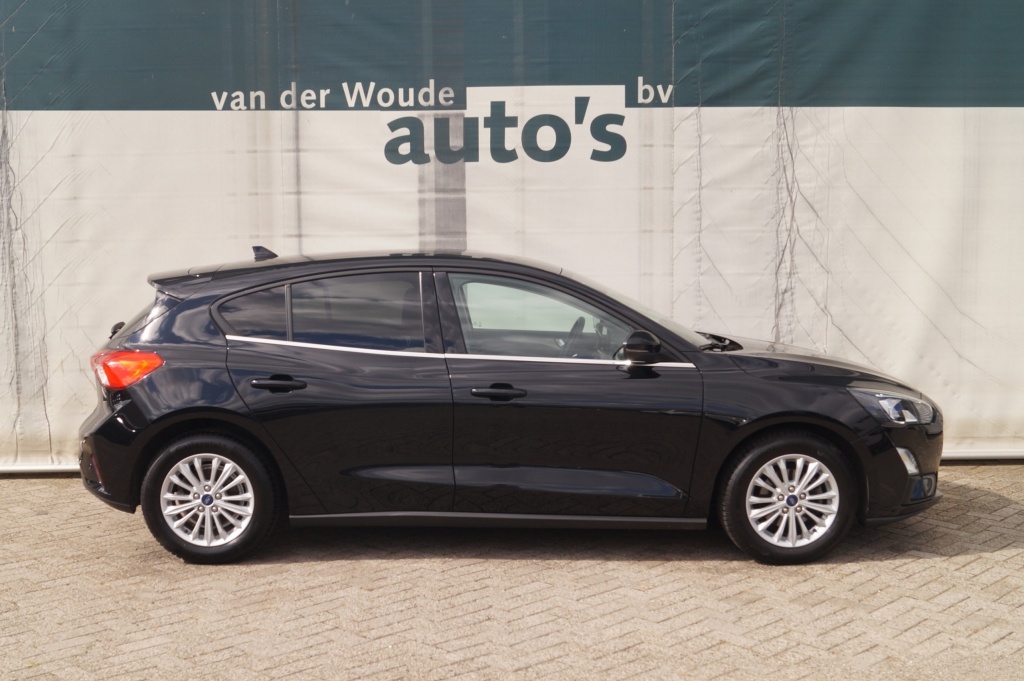 Ford Focus Ford Focus 1.0 EcoBoost 125pk Automaat Titanium X Business