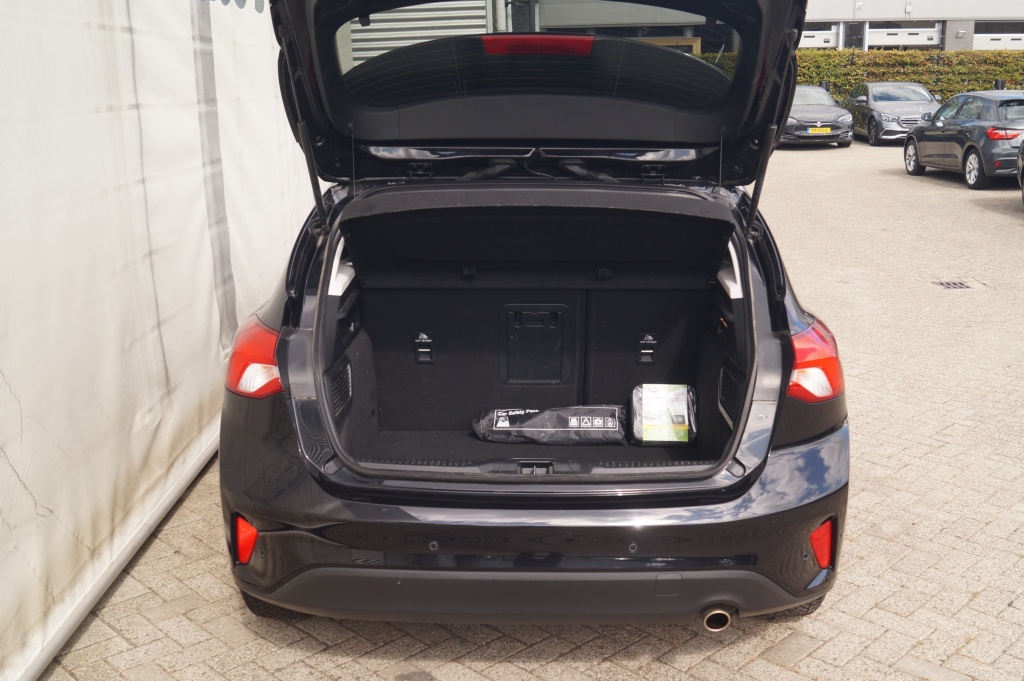 Ford Focus Ford Focus 1.0 EcoBoost 125pk Automaat Titanium X Business