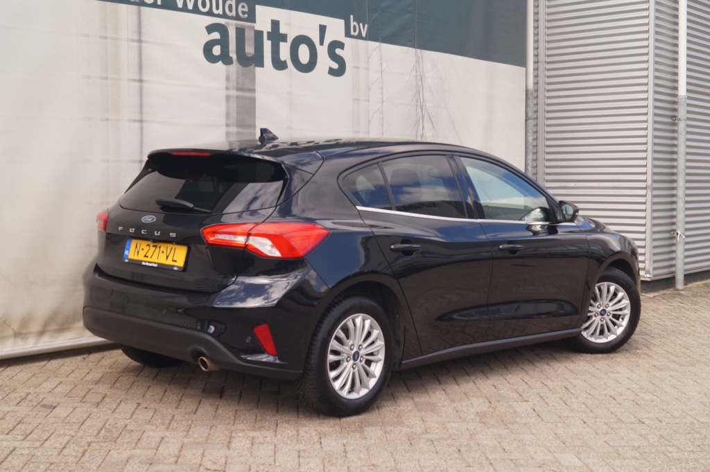 Ford Focus Ford Focus 1.0 EcoBoost 125pk Automaat Titanium X Business