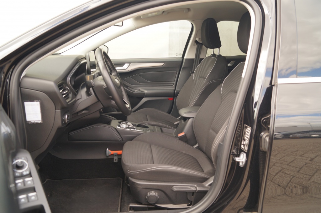 Ford Focus Ford Focus 1.0 EcoBoost 125pk Automaat Titanium X Business