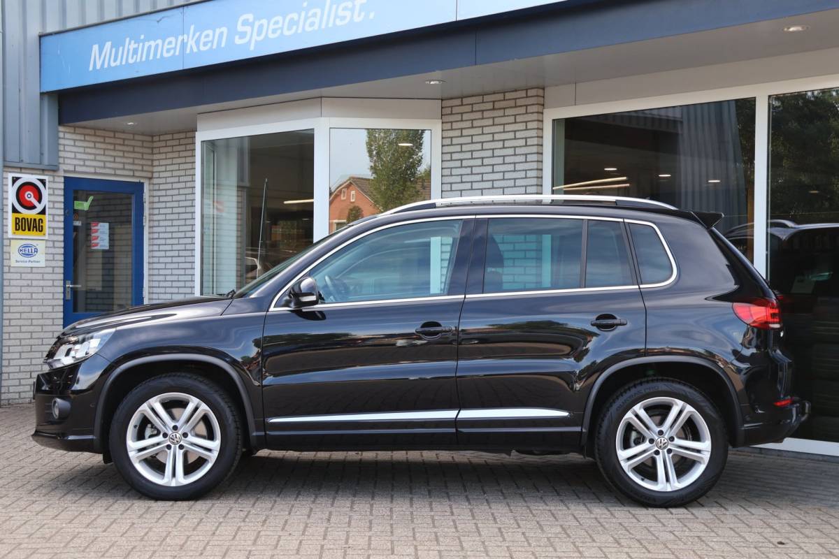 Volkswagen Tiguan Volkswagen Tiguan 1.4 TSI R-Line App-connect Trekhaak LED/Xenon