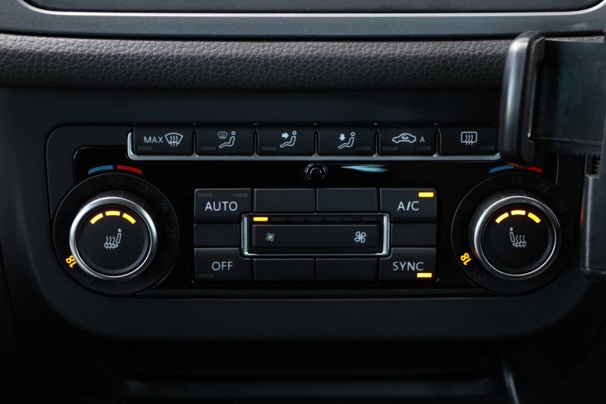 Volkswagen Tiguan Volkswagen Tiguan 1.4 TSI R-Line App-connect Trekhaak LED/Xenon