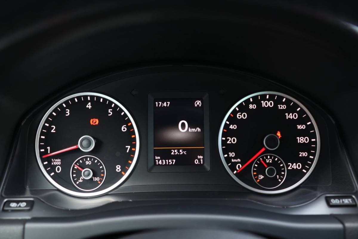 Volkswagen Tiguan Volkswagen Tiguan 1.4 TSI R-Line App-connect Trekhaak LED/Xenon