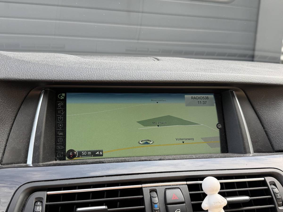 BMW 5 Serie BMW 5-serie 520d Executive | Navigatie | Camera | Head-Up Display | Stoelverwarming |