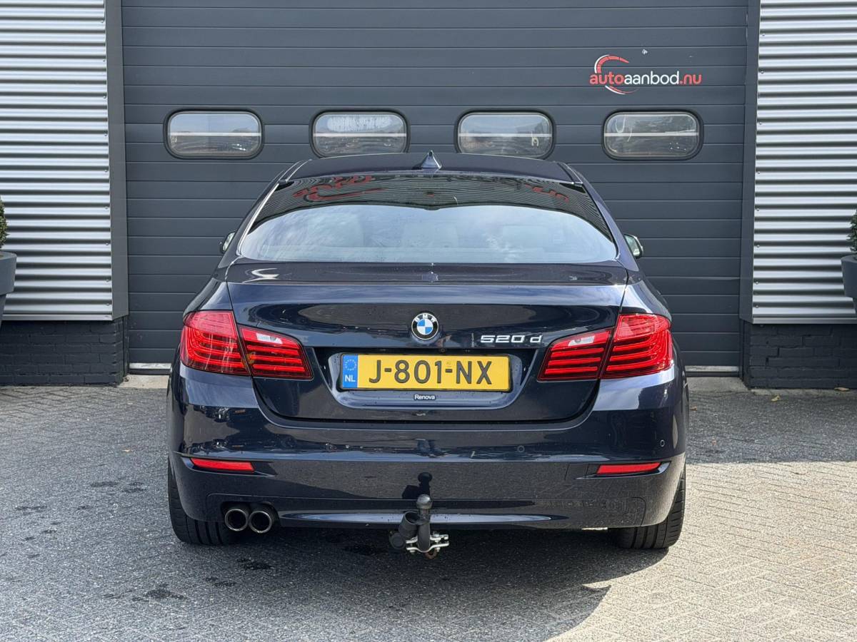 BMW 5 Serie BMW 5-serie 520d Executive | Navigatie | Camera | Head-Up Display | Stoelverwarming |