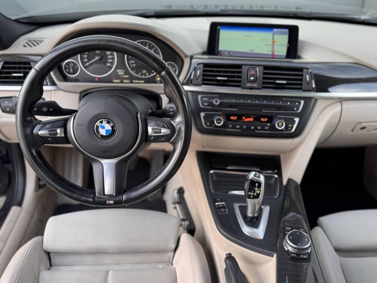 BMW 3 Serie BMW 3-serie 320i Executive Sport / Nap / Garantie / Airco / Navi / Cruise / Carplay /