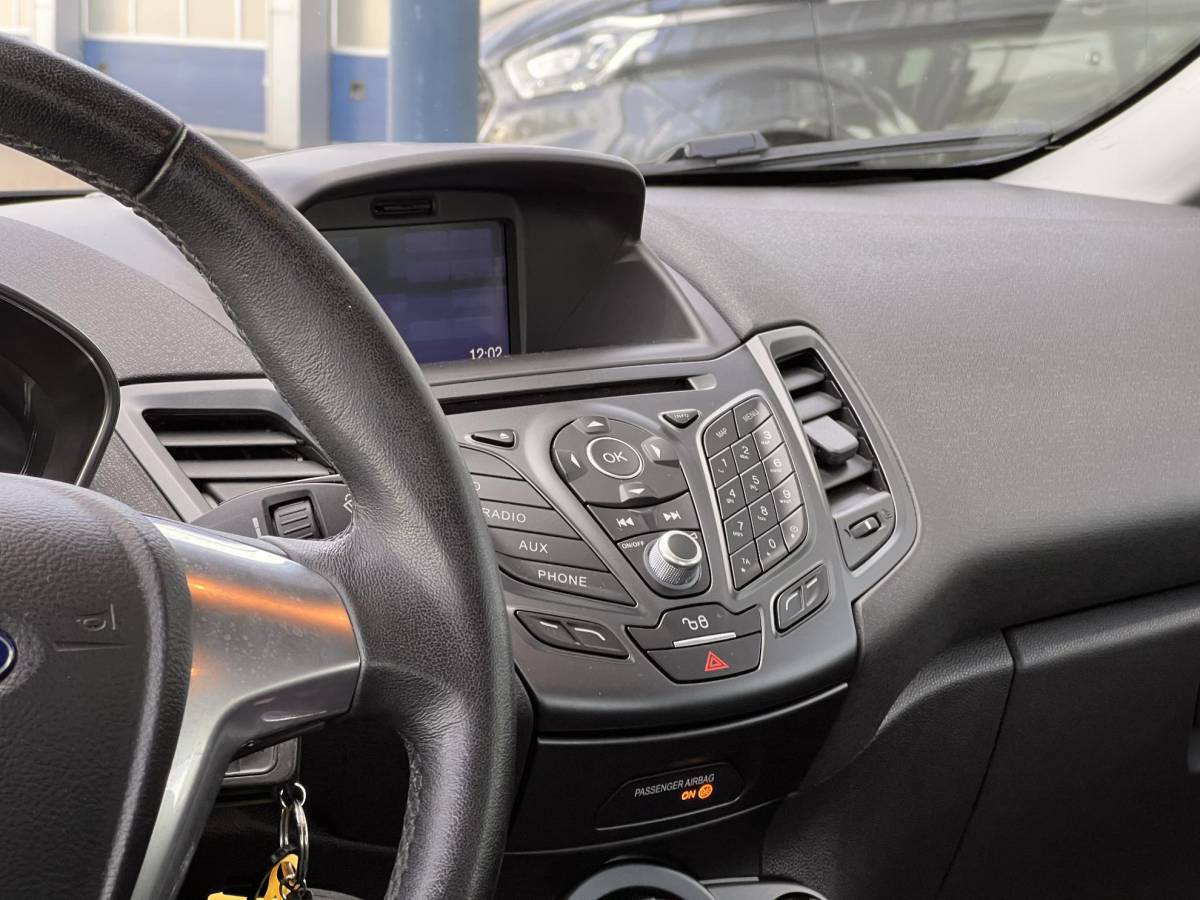 Ford Fiesta Ford Fiesta 1.0 Style | Eerste eigenaar | Airconditioning | Dealer onderhouden | Navigatie