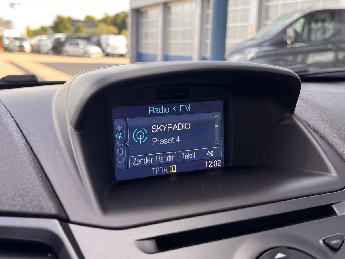Ford Fiesta Ford Fiesta 1.0 Style | Eerste eigenaar | Airconditioning | Dealer onderhouden | Navigatie