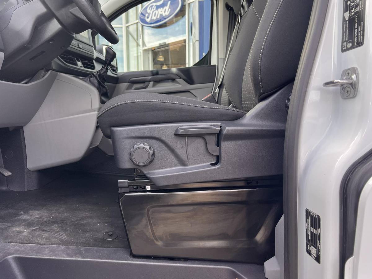 Ford Transit Custom Ford Transit Custom 280 2.0 TDCI L1H1 Trend 136pk | Trekhaak | Camera | Parkeersensoren