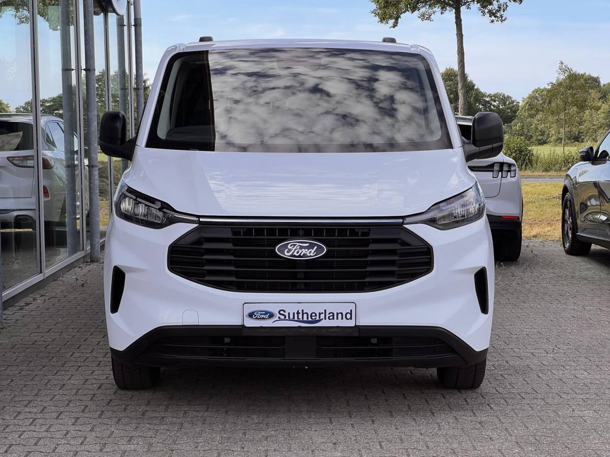 Ford Transit Custom Ford Transit Custom 280 2.0 TDCI L1H1 Trend 136pk | Trekhaak | Camera | Parkeersensoren