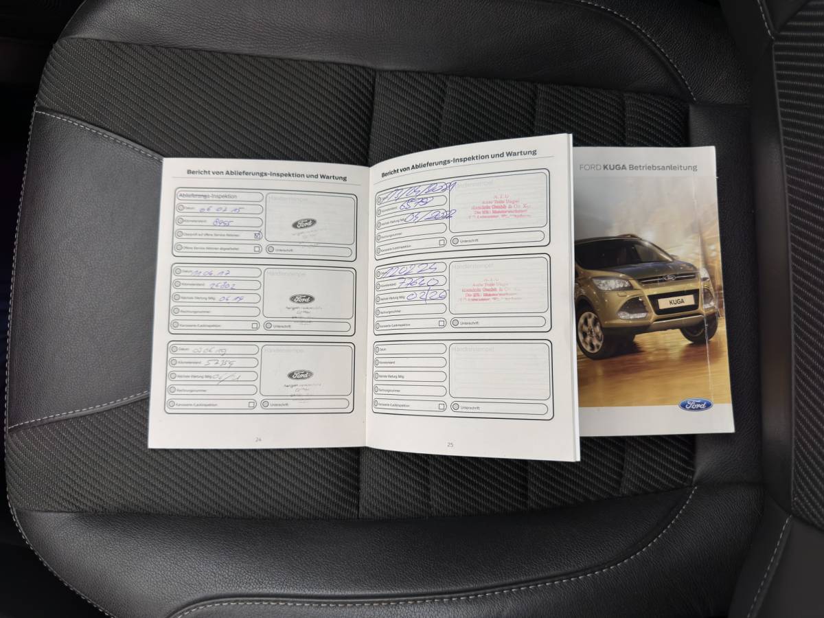 Ford Kuga Ford Kuga 1.6 Titanium Individual Bodystyling Pack AWD Aut. *LEATHER-FABRIC | XENON | SONY-AUDIO | HEATED-COMFORTSEATS | NAVI-FULLMAP | KEYLESS | CAMERA | PRIVACY-GLASS | ECC | PDC | CRUISE | TOWBAR | 18”ALU*