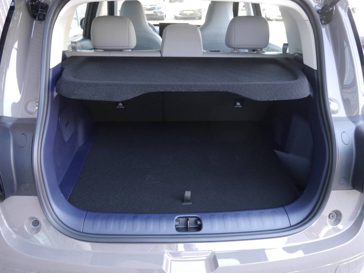 Leapmotor B03X Leapmotor B03X ProMax Design 53 kWh | Nieuw | Hoge instap | Camera | 18inch velgen | Carplay | Navigatie | Keyless entry en start