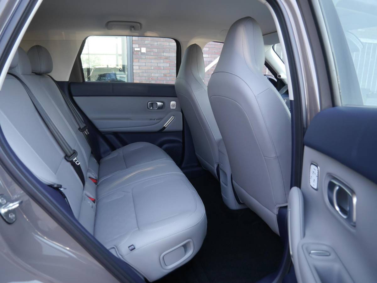 Leapmotor B03X Leapmotor B03X ProMax Design 53 kWh | Nieuw | Hoge instap | Camera | 18inch velgen | Carplay | Navigatie | Keyless entry en start