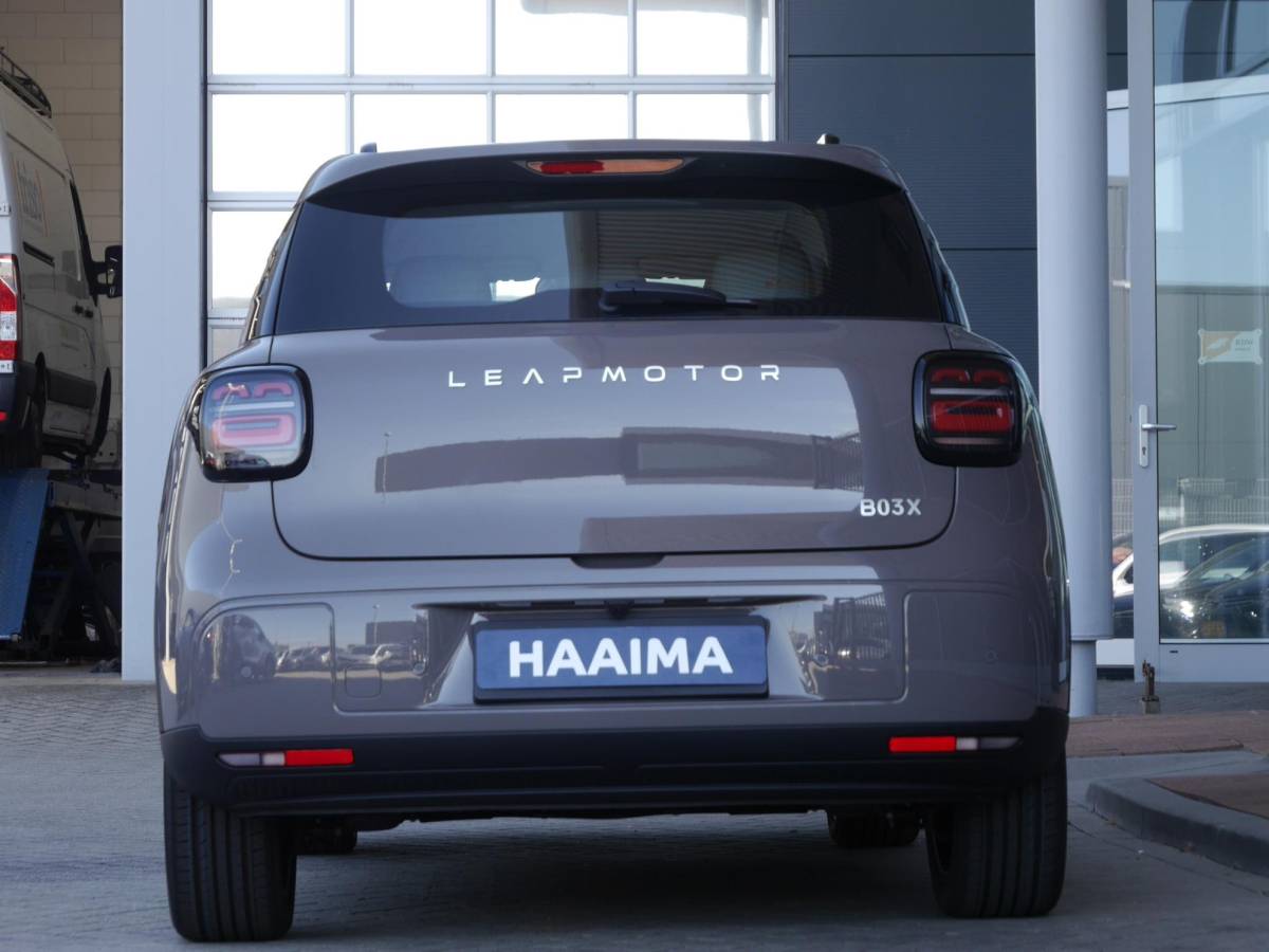 Leapmotor B03X Leapmotor B03X ProMax Design 53 kWh | Nieuw | Hoge instap | Camera | 18inch velgen | Carplay | Navigatie | Keyless entry en start
