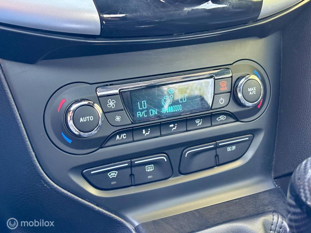 Ford Focus Ford Focus 2.0 EcoBoost ST. SCHUIFDAK, NAVI, CAMERA, STOELVERWARMING