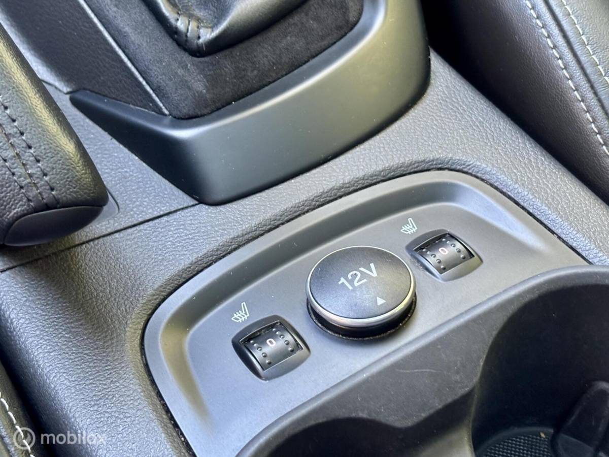 Ford Focus Ford Focus 2.0 EcoBoost ST. SCHUIFDAK, NAVI, CAMERA, STOELVERWARMING