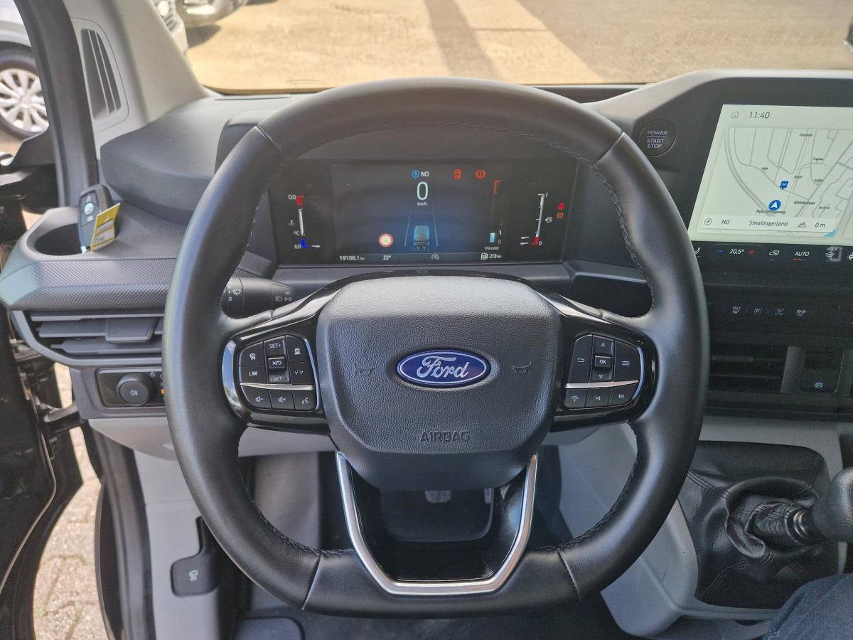 Ford Transit Custom Ford Transit Custom 300 2.0 TDCI L2H1 Trend 19.000 KM | Prof. laadruimte betimmering incl. bindrails | Navigatie | Achteruitrijcamera | Winterpack