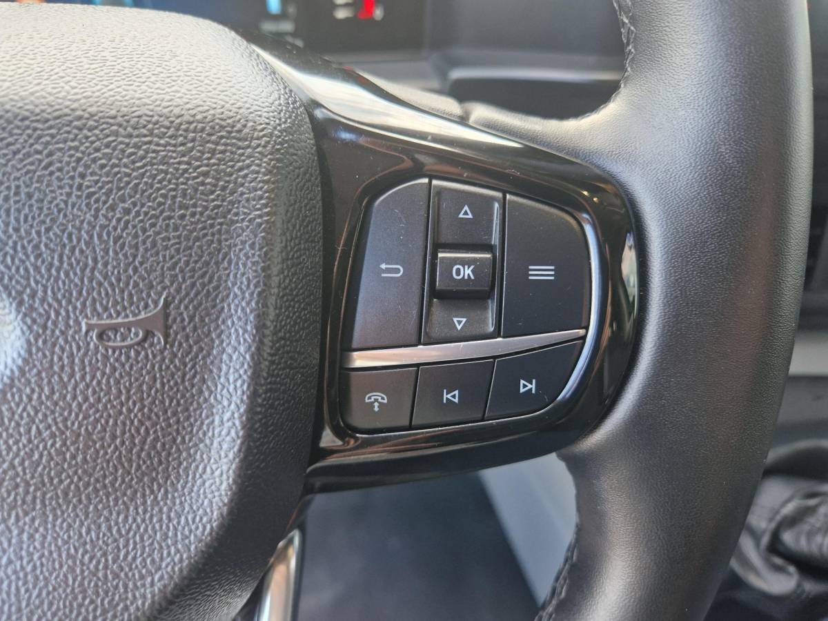 Ford Transit Custom Ford Transit Custom 300 2.0 TDCI L2H1 Trend 19.000 KM | Prof. laadruimte betimmering incl. bindrails | Navigatie | Achteruitrijcamera | Winterpack