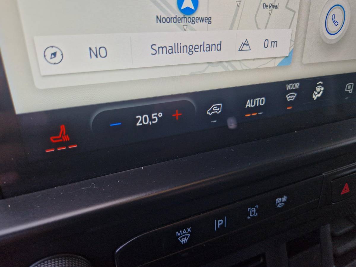 Ford Transit Custom Ford Transit Custom 300 2.0 TDCI L2H1 Trend 19.000 KM | Prof. laadruimte betimmering incl. bindrails | Navigatie | Achteruitrijcamera | Winterpack