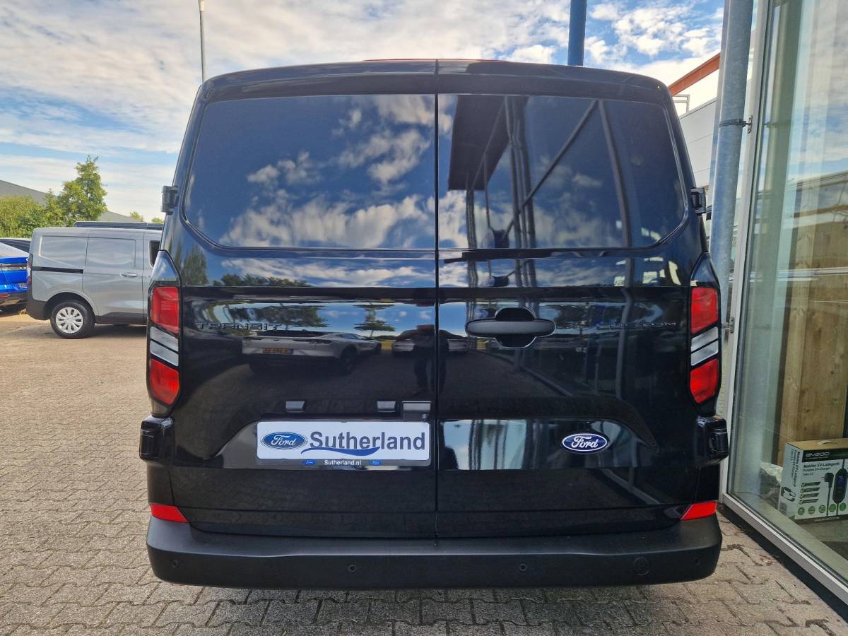 Ford Transit Custom Ford Transit Custom 300 2.0 TDCI L2H1 Trend 19.000 KM | Prof. laadruimte betimmering incl. bindrails | Navigatie | Achteruitrijcamera | Winterpack
