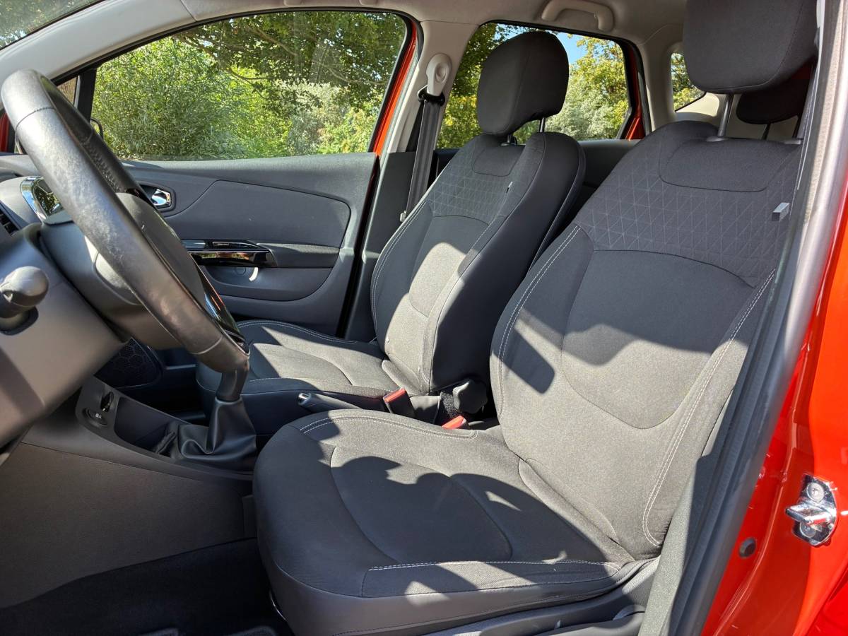 Renault Captur Renault Captur 0.9 TCe Limited | 1e eigenaar | Dealer onderhoud nu €7.450,-!!