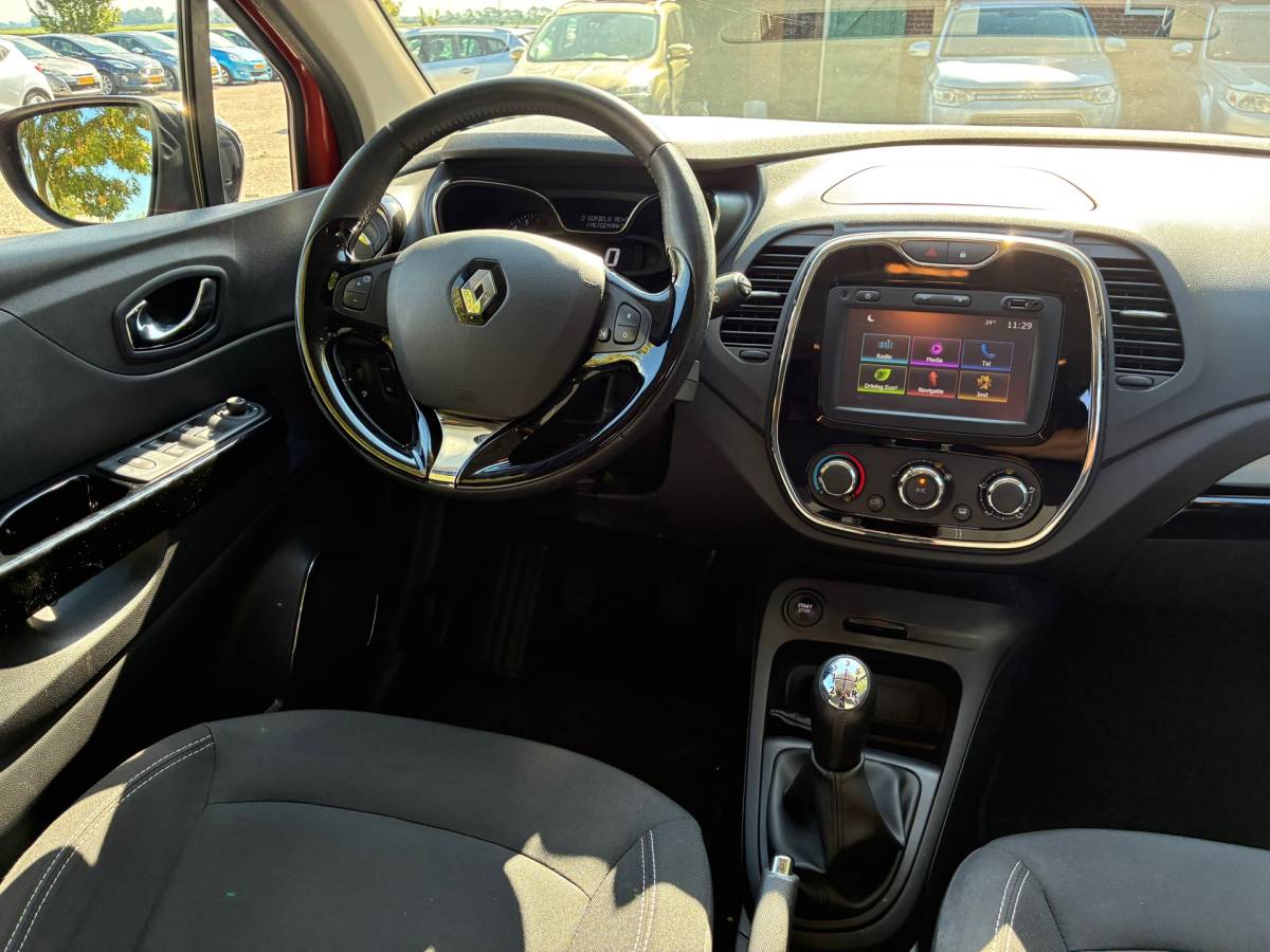 Renault Captur Renault Captur 0.9 TCe Limited | 1e eigenaar | Dealer onderhoud nu €7.450,-!!