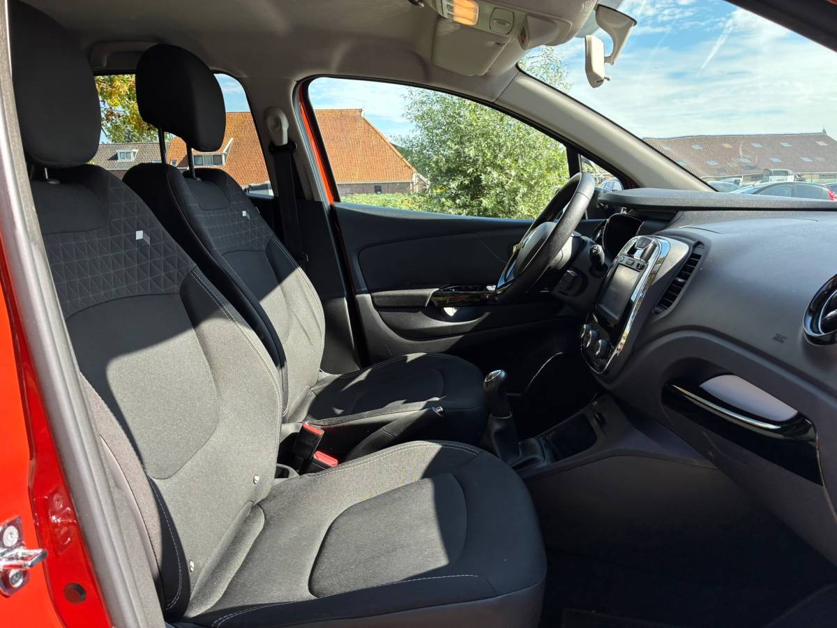 Renault Captur Renault Captur 0.9 TCe Limited | 1e eigenaar | Dealer onderhoud nu €7.450,-!!