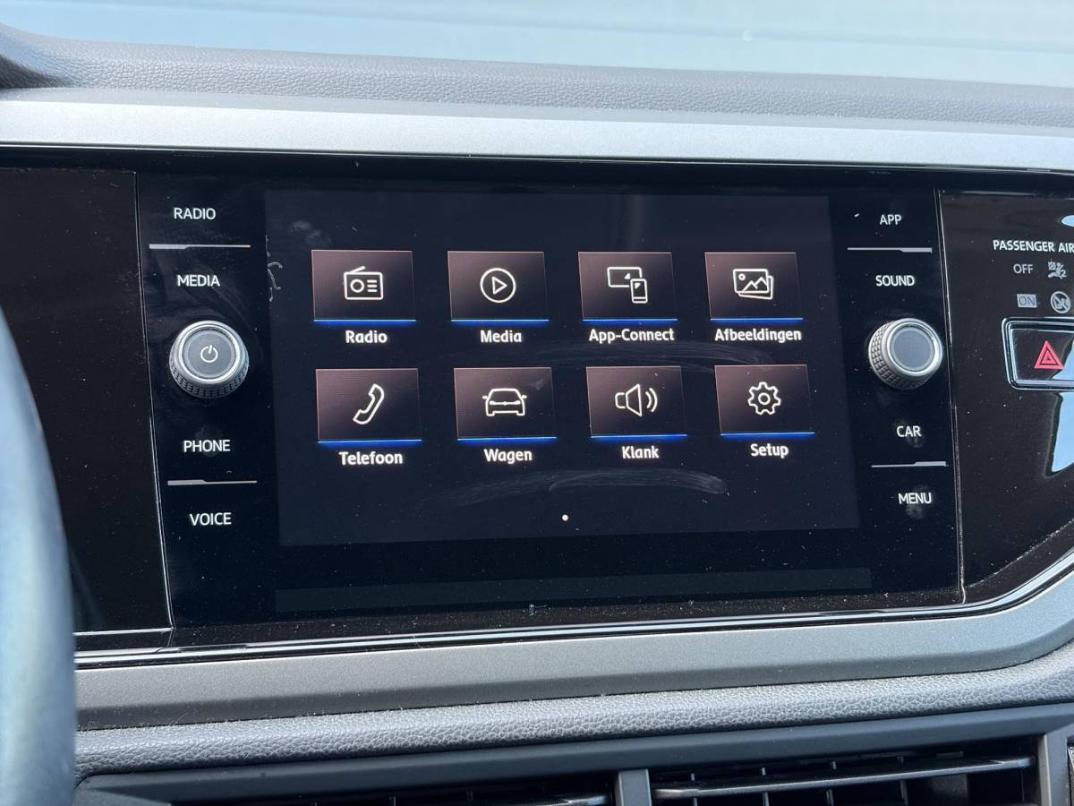 Volkswagen Polo Volkswagen Polo 1.0 MPI Comfortline ✓2e Eigenaar✓Camera✓Carplay✓Clima✓Cruise✓Zeer Zuinig✓Weinig km✓N.A.P✓Apk tot 02-2027