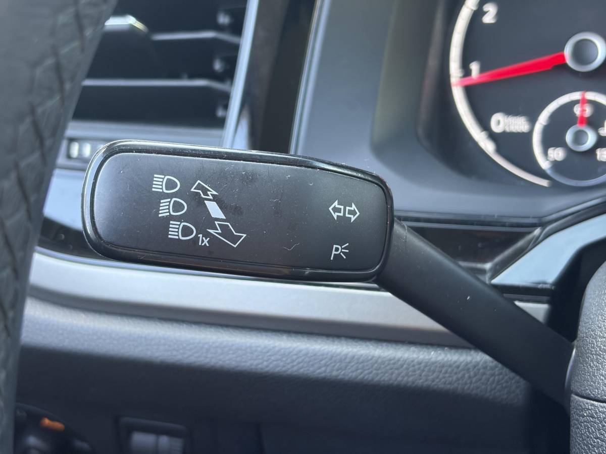 Volkswagen Polo Volkswagen Polo 1.0 MPI Comfortline ✓2e Eigenaar✓Camera✓Carplay✓Clima✓Cruise✓Zeer Zuinig✓Weinig km✓N.A.P✓Apk tot 02-2027