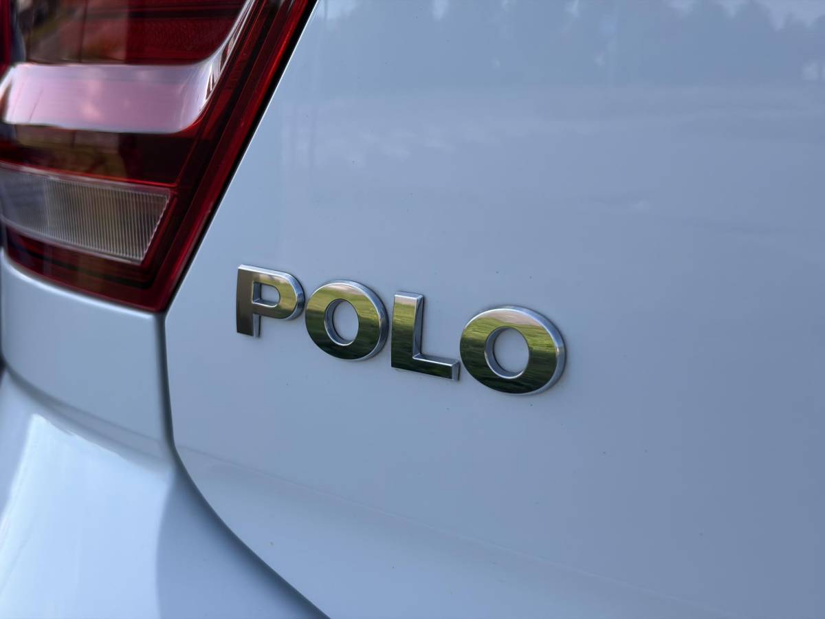 Volkswagen Polo Volkswagen Polo 1.0 MPI Comfortline ✓2e Eigenaar✓Camera✓Carplay✓Clima✓Cruise✓Zeer Zuinig✓Weinig km✓N.A.P✓Apk tot 02-2027