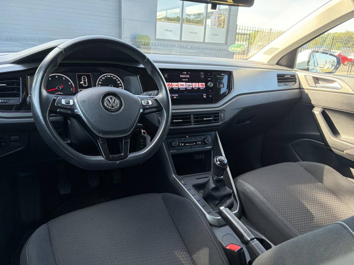 Volkswagen Polo Volkswagen Polo 1.0 MPI Comfortline ✓2e Eigenaar✓Camera✓Carplay✓Clima✓Cruise✓Zeer Zuinig✓Weinig km✓N.A.P✓Apk tot 02-2027