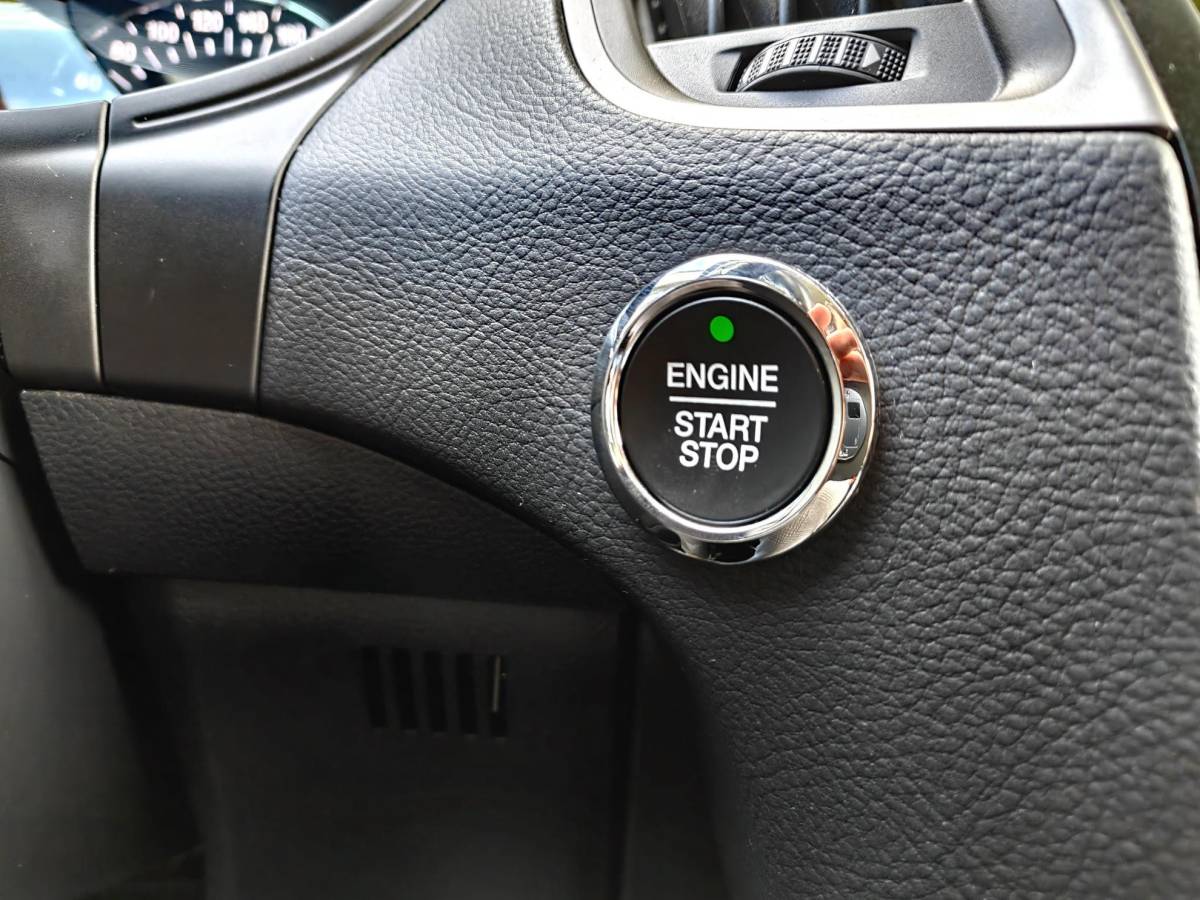 Ford S-Max Ford S-Max 2.5i HEV 7P AUTOMAAT | CLIMA | NAVI | CRUISE | CAMERA | SENSOREN |