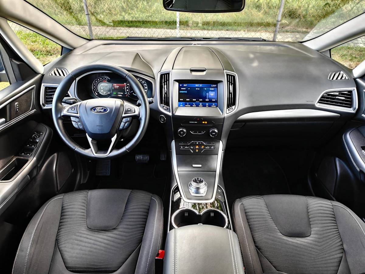 Ford S-Max Ford S-Max 2.5i HEV 7P AUTOMAAT | CLIMA | NAVI | CRUISE | CAMERA | SENSOREN |