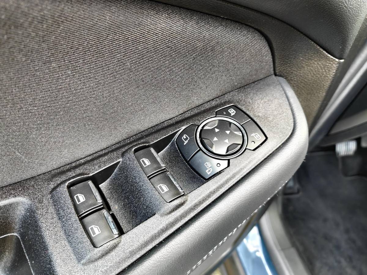Ford S-Max Ford S-Max 2.5i HEV 7P AUTOMAAT | CLIMA | NAVI | CRUISE | CAMERA | SENSOREN |