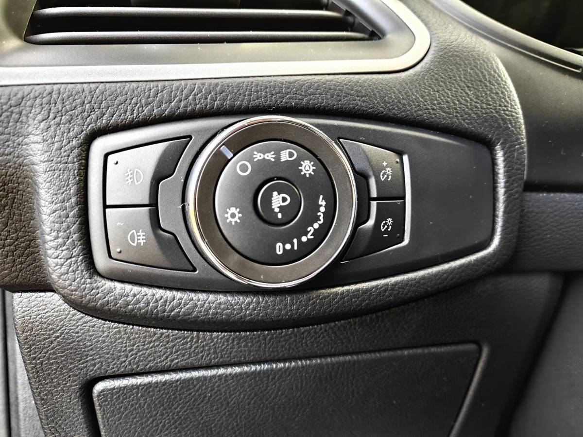 Ford S-Max Ford S-Max 2.5i HEV 7P AUTOMAAT | CLIMA | NAVI | CRUISE | CAMERA | SENSOREN |
