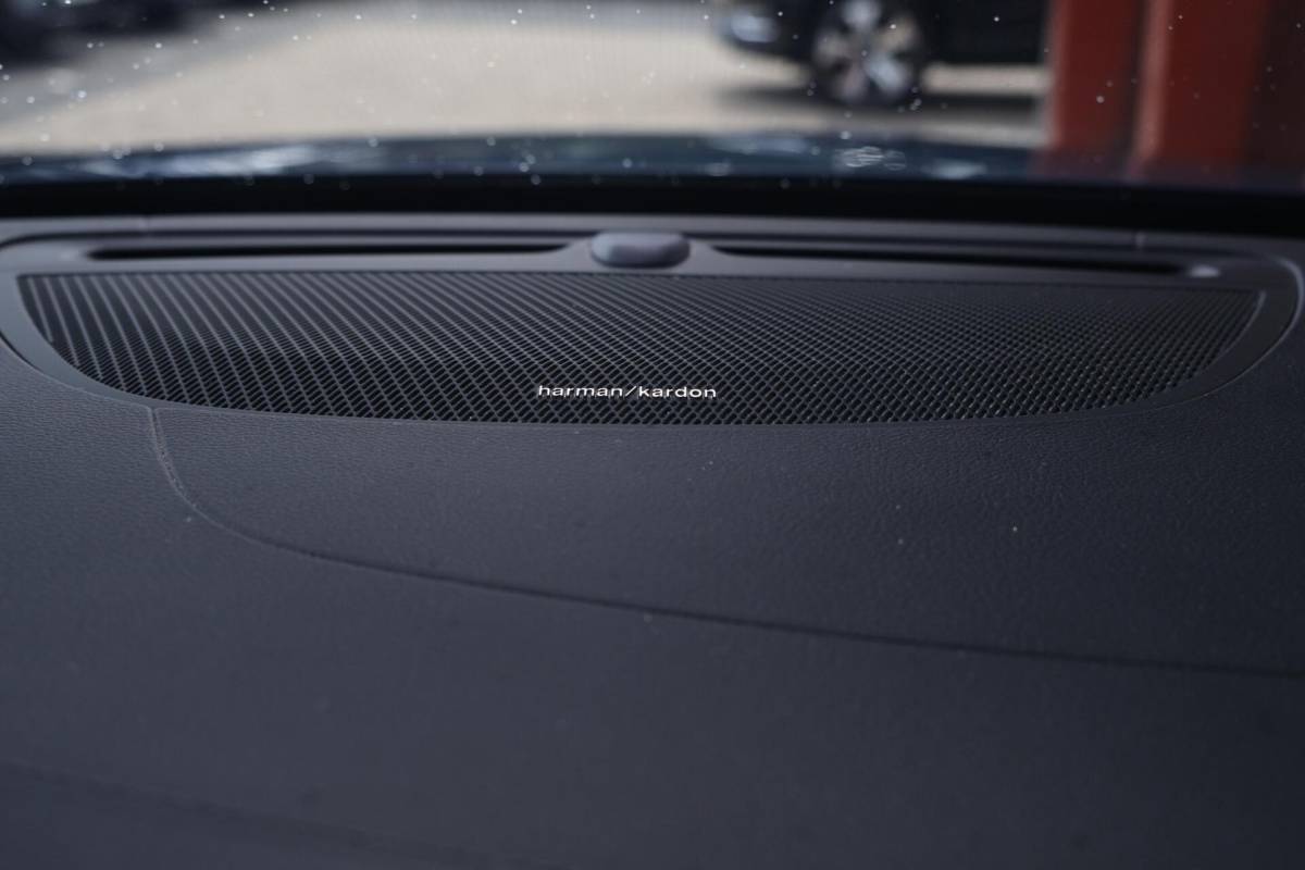 Volvo V60 Volvo V60 T6 Recharge AWD Plus Dark | Stoelverwarming | Trekhaak | Parkeercamera | Panoramadak | H/K | Pilot Assist | Keyless